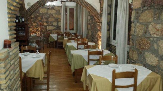 Acropolis Restaurant Cafe